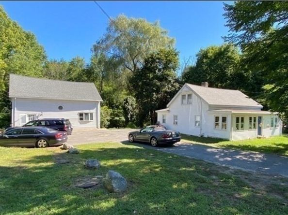 601 Main St, Bolton MA 01740
