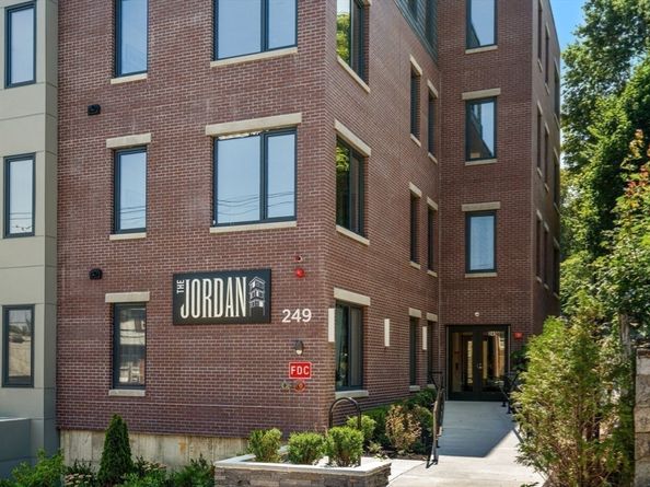 249 Corey Road 407PH, Boston MA 02135