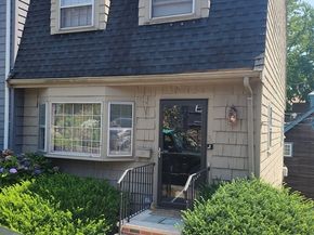 3 Frost Ln 1, Marblehead MA 01945