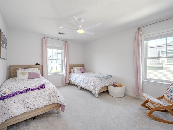 64 Pratt Ave, Bridgewater MA 02324