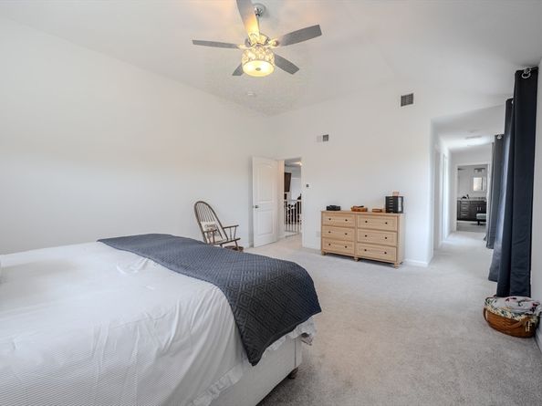 64 Pratt Ave, Bridgewater MA 02324