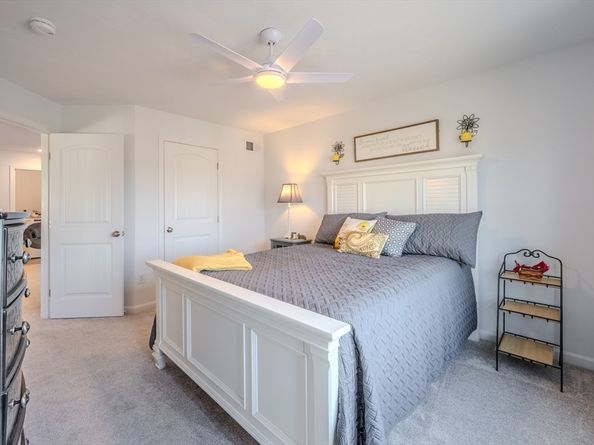 64 Pratt Ave, Bridgewater MA 02324