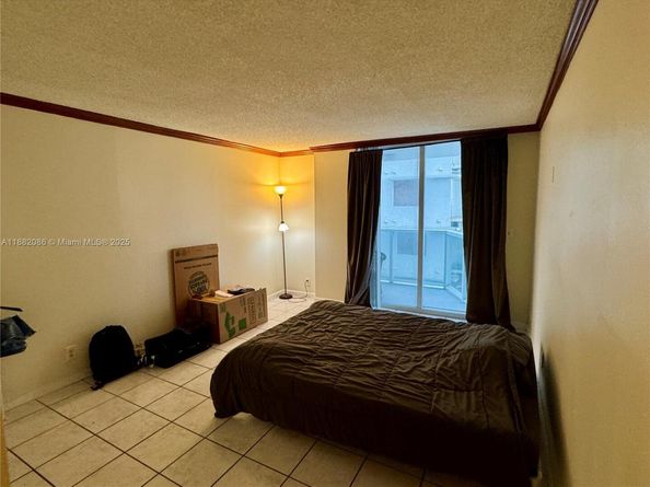 2401 Collins Ave 611, Miami Beach FL 33140