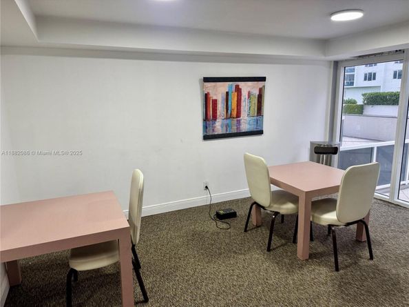 2401 Collins Ave 611, Miami Beach FL 33140