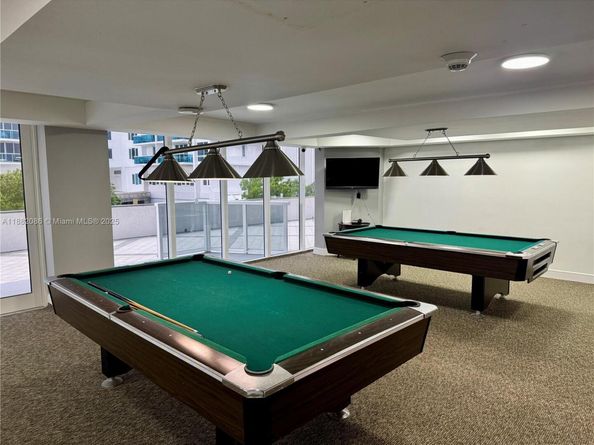 2401 Collins Ave 611, Miami Beach FL 33140