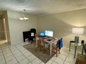 2401 Collins Ave 611, Miami Beach FL 33140