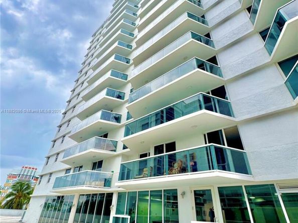 2401 Collins Ave 611, Miami Beach FL 33140