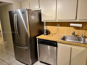 2401 Collins Ave 611, Miami Beach FL 33140