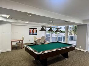 2401 Collins Ave 611, Miami Beach FL 33140