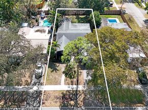 3816 W Park Rd, Hollywood FL 33021