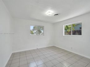 3816 W Park Rd, Hollywood FL 33021