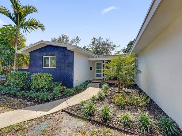 3816 W Park Rd, Hollywood FL 33021