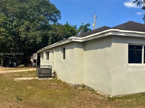 628 SW 8th Ave, Homestead FL 33030