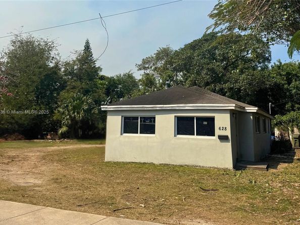 628 SW 8th Ave, Homestead FL 33030