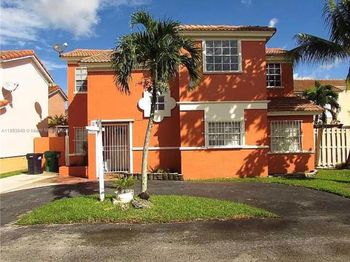 1045 NW 126th Pl