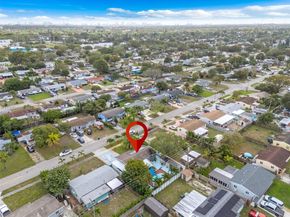 1210 N 71st Ave, Hollywood FL 33024