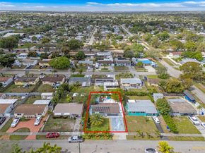1210 N 71st Ave, Hollywood FL 33024