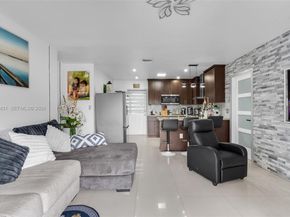 1210 N 71st Ave, Hollywood FL 33024