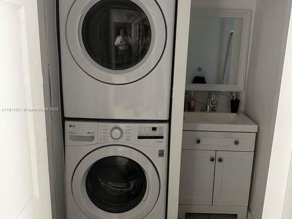 210 Fontainebleau Blvd 413, Miami FL 33172