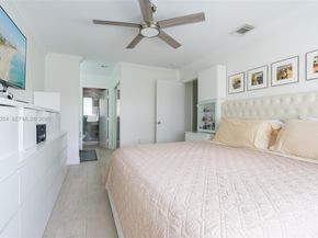 13950 Oaklawn Pl, Davie FL 33325