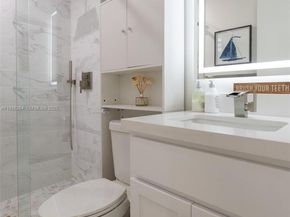 13950 Oaklawn Pl, Davie FL 33325