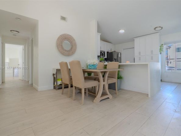 13950 Oaklawn Pl, Davie FL 33325