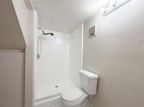 5790 W 26th Ave 202, Hialeah FL 33016