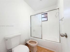 5790 W 26th Ave 202, Hialeah FL 33016