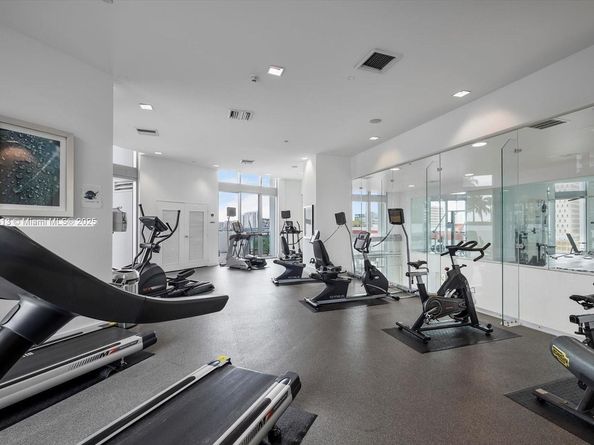 Undisclosed Address #A11882413, Miami FL 33130