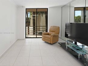 2821 N Miami Beach Blvd 2K, North Miami Beach FL 33160