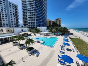 2751 S Ocean Dr 504S, Hollywood FL 33019