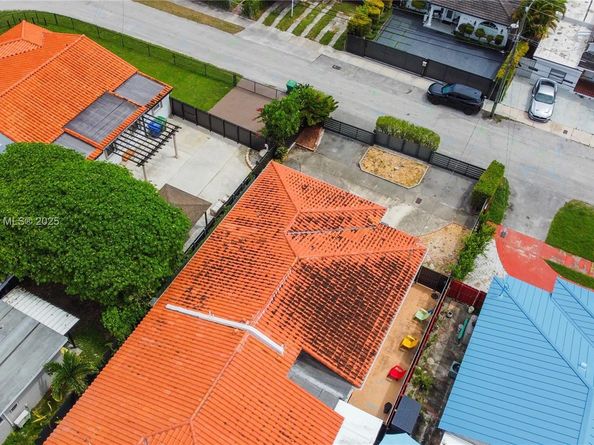 3623 SW 6th St 3623, Miami FL 33135