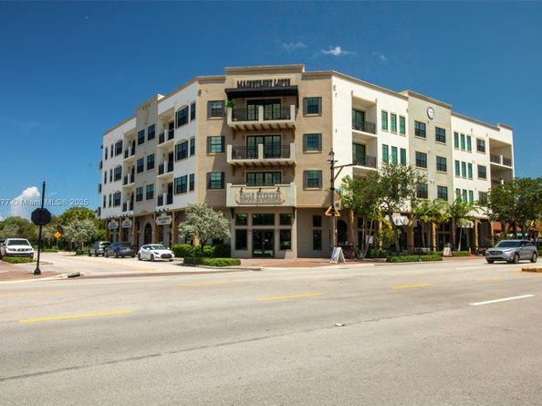 4100 SW 64th Ave 208, Davie FL 33314