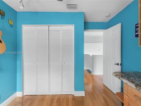 15832 SW 10th St, Pembroke Pines FL 33027