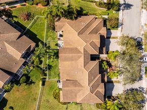 15832 SW 10th St, Pembroke Pines FL 33027