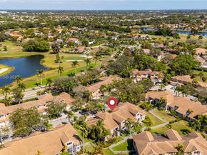 15832 SW 10th St, Pembroke Pines FL 33027