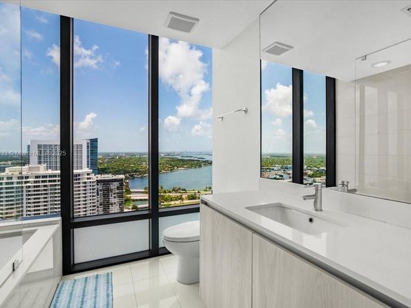 3131 NE 7th Ave 3306, Miami FL 33137