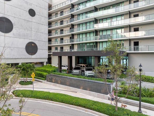 3131 NE 7th Ave 3306, Miami FL 33137