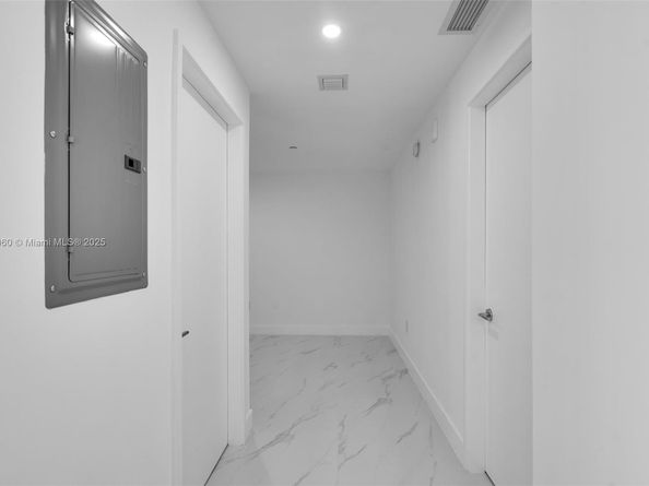 700 NE 24th 4502, Miami FL 33137