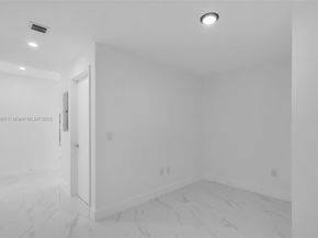 700 NE 24th 4502, Miami FL 33137
