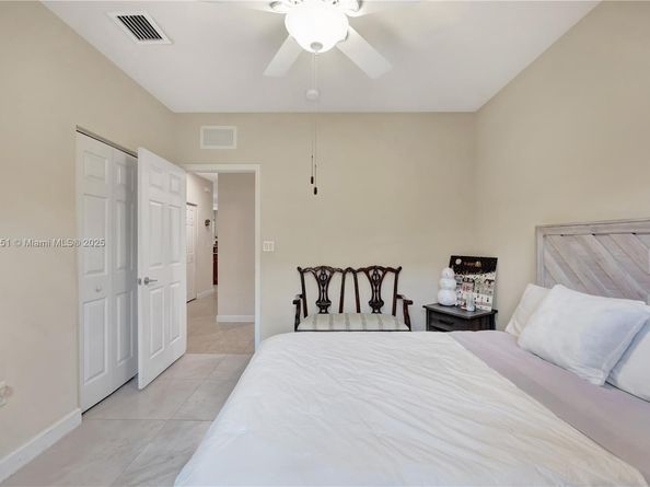 132 SE 36th Ave, Homestead FL 33033