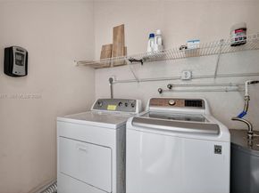 2715 NE 49th St 309, Fort Lauderdale FL 33308