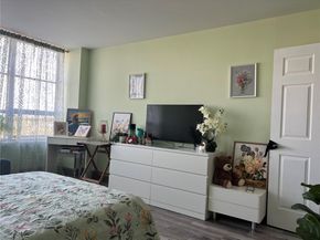 600 Three Islands Blvd 504, Hallandale Beach FL 33009