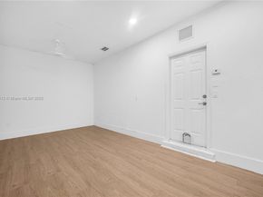 2401 NE 4th St, Homestead FL 33033