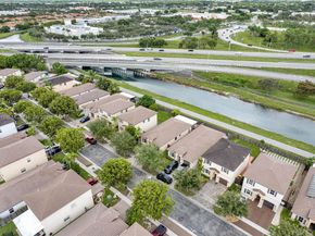 2401 NE 4th St, Homestead FL 33033