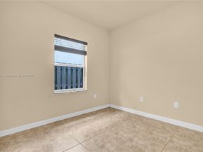 2401 NE 4th St, Homestead FL 33033