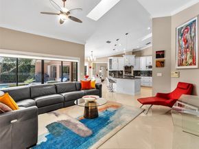 1080 Creekford Dr, Weston FL 33326