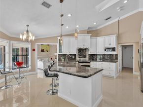 1080 Creekford Dr, Weston FL 33326