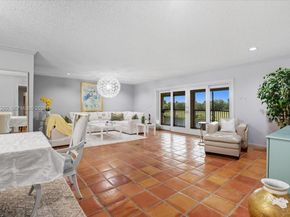 400 NW 127th Ave 13, Plantation FL 33325