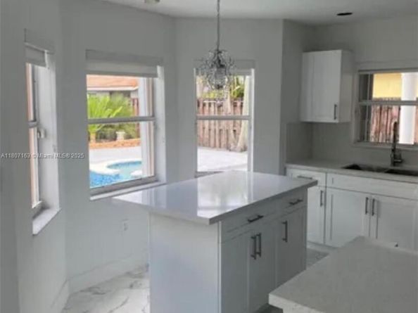 16461 SW 100th Ter, Miami FL 33196